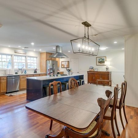 Spacious St Simons Island Vacation Rental With Pool! St. Simons Island Εξωτερικό φωτογραφία