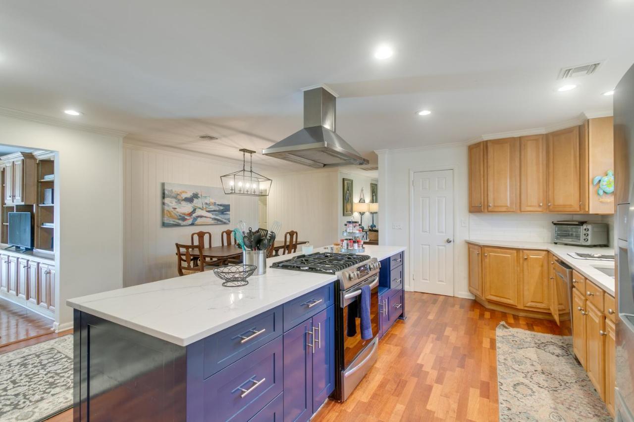 Spacious St Simons Island Vacation Rental With Pool! St. Simons Island Εξωτερικό φωτογραφία
